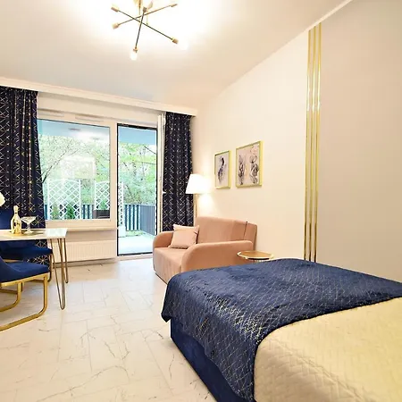 Apartman Krzemieniecka 8 Metro Slodowiec By Perfect *