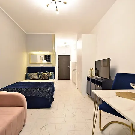 Apartment Krzemieniecka 8 Metro Slodowiec By Perfect Warsaw