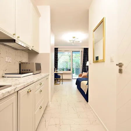 Apartman Krzemieniecka 8 Metro Slodowiec By Perfect Varsó
